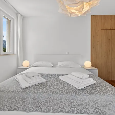 Spacious 4 Bedroom With Sea View - Free Parking 아파트