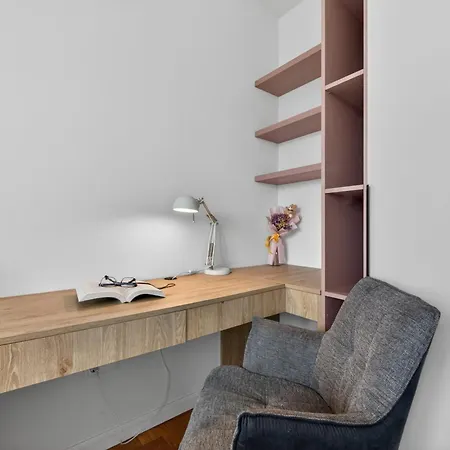 아파트 Spacious 4 Bedroom With Sea View - Free Parking 두브로브니크